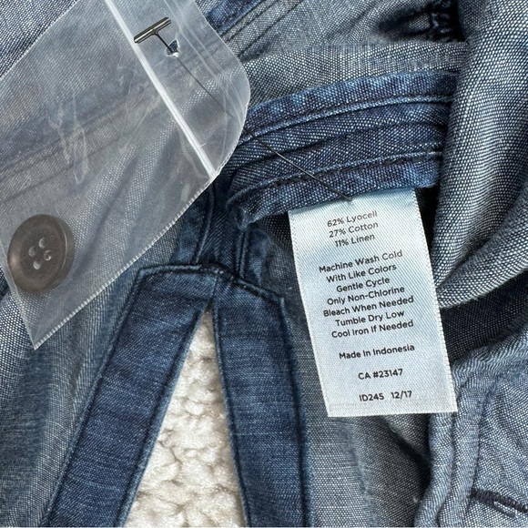 Talbots Casual Chambray Vest. Button Front Drawstring. petite medium - Picture 5 of 12